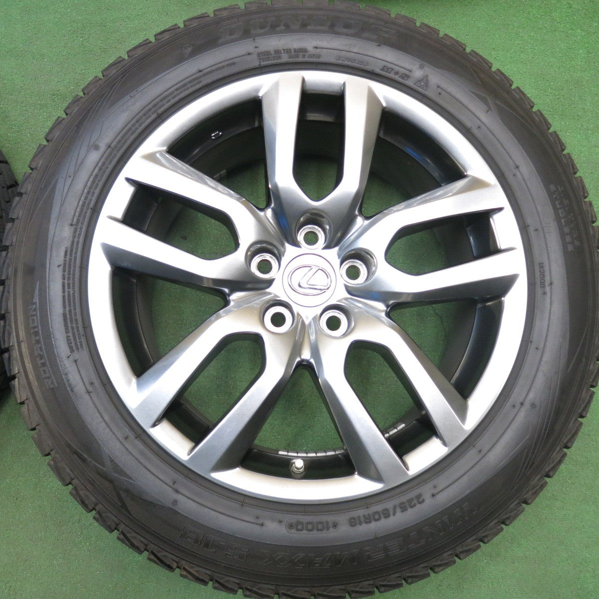 センサー付！バリ溝！キレイ！9分★レクサス NX バージョンL 純正 225/60R18 スタッドレス ダンロップ ウインターマックス SJ8 18インチ PCD114.3/5H★6031504HAス