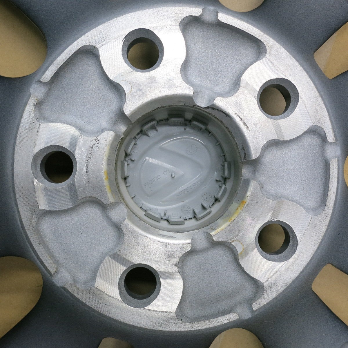 *送料無料* 新車外し★レクサス NX450h 純正 ホイール 20インチ 20×7.5J PCD114.3/5H★4060404NJホ