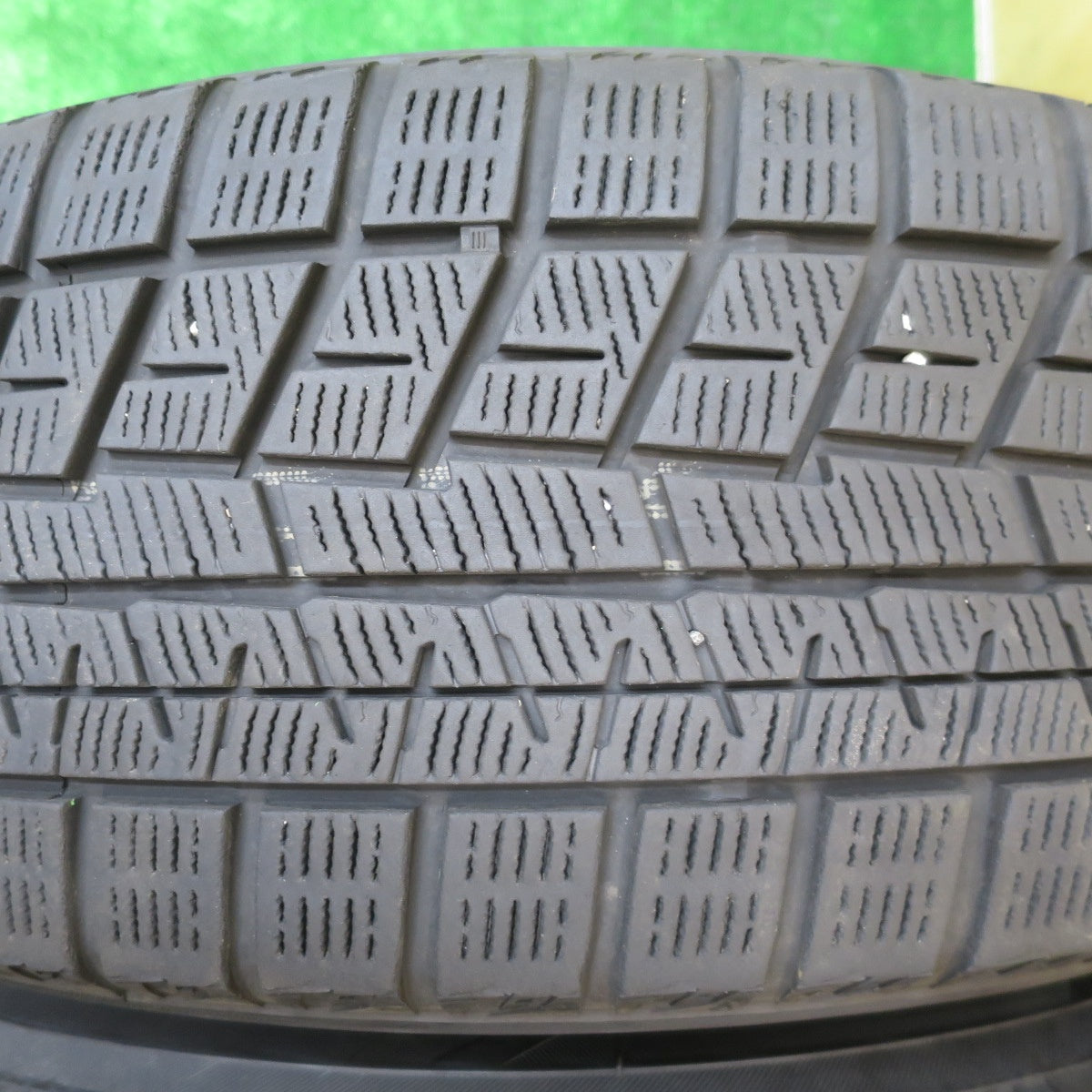 バリ溝！キレイ！9.5分★スタッドレス 205/60R16 ヨコハマ アイスガード iG60 DILETTO ディレット 16インチ PCD114.3/5H★5100805NJス