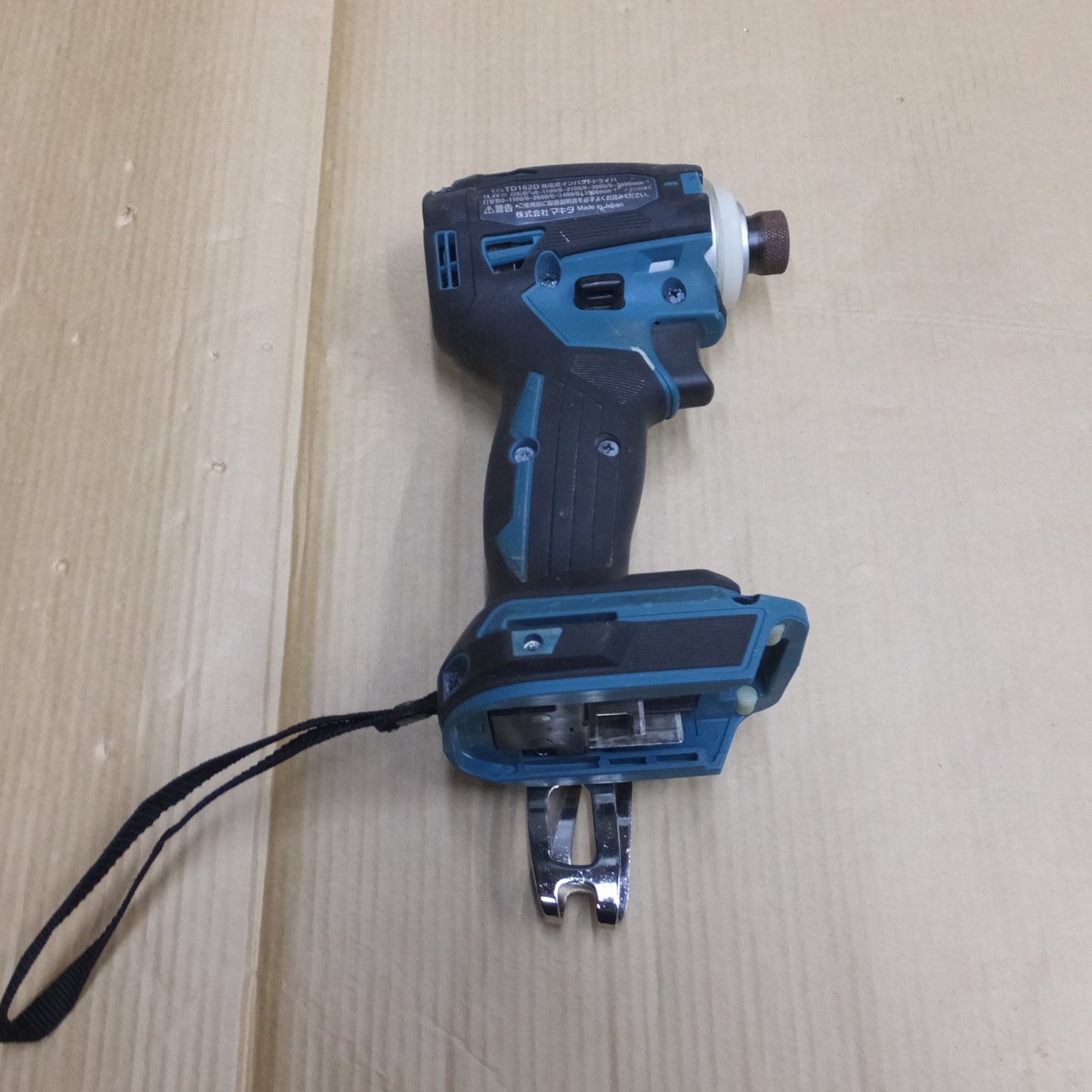 [送料無料] ◆マキタ 充電式 インパクト ドライバ 14.4V TD162DRGX 充電器 バッテリー ケース 付き 電動 工具◆