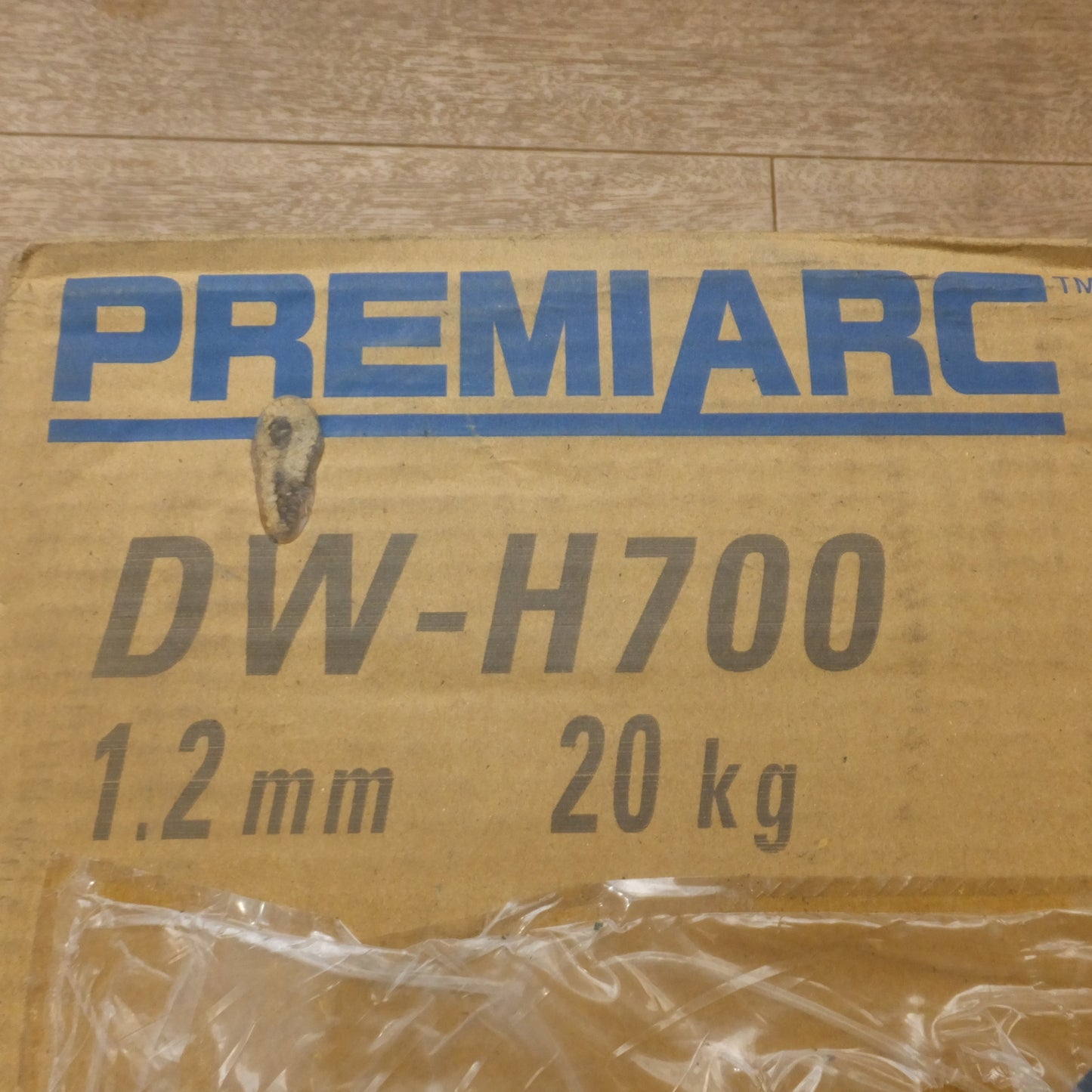 [送料無料] 未使用★神戸製鋼所 コベルコ KOBELCO PREMIARC 硬化肉盛溶接用フラックス入りワイヤ DW-H700 1.2mm 20kg(5)★