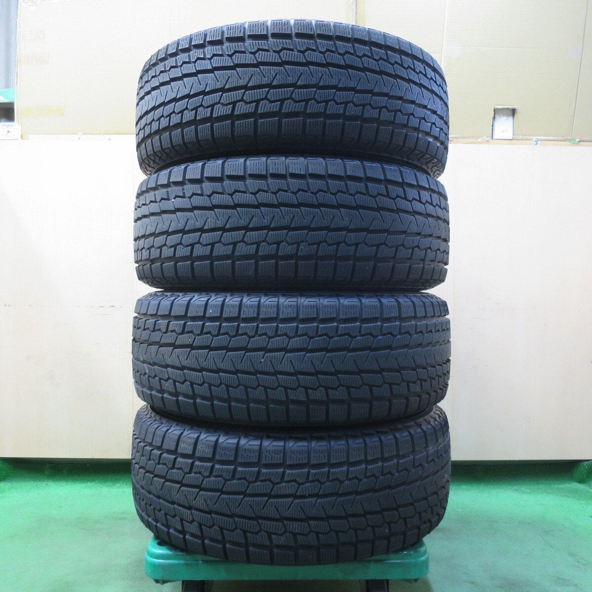 バリ溝！21年！キレイ！9.5分☆スタッドレス 265/65R17 ヨコハマ