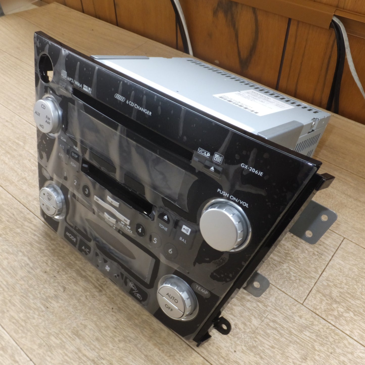 [送料無料] 新車外し★ケンウッド製 スバル 純正 レガシィ BP5 カーオーディオ GX206JEF2　6CD CHANGER★