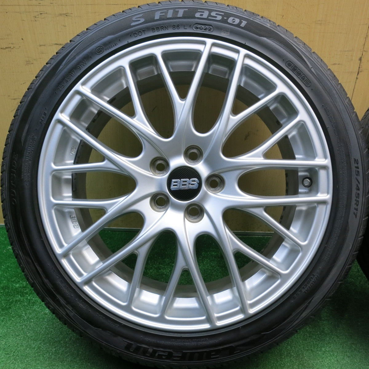 ほぼ未使用！22年！キレイ★プリウス 等 BBS CS022 215/45R17 ラウフェン S FIT as-01 17インチ PCD100/5H★6012901HAノ