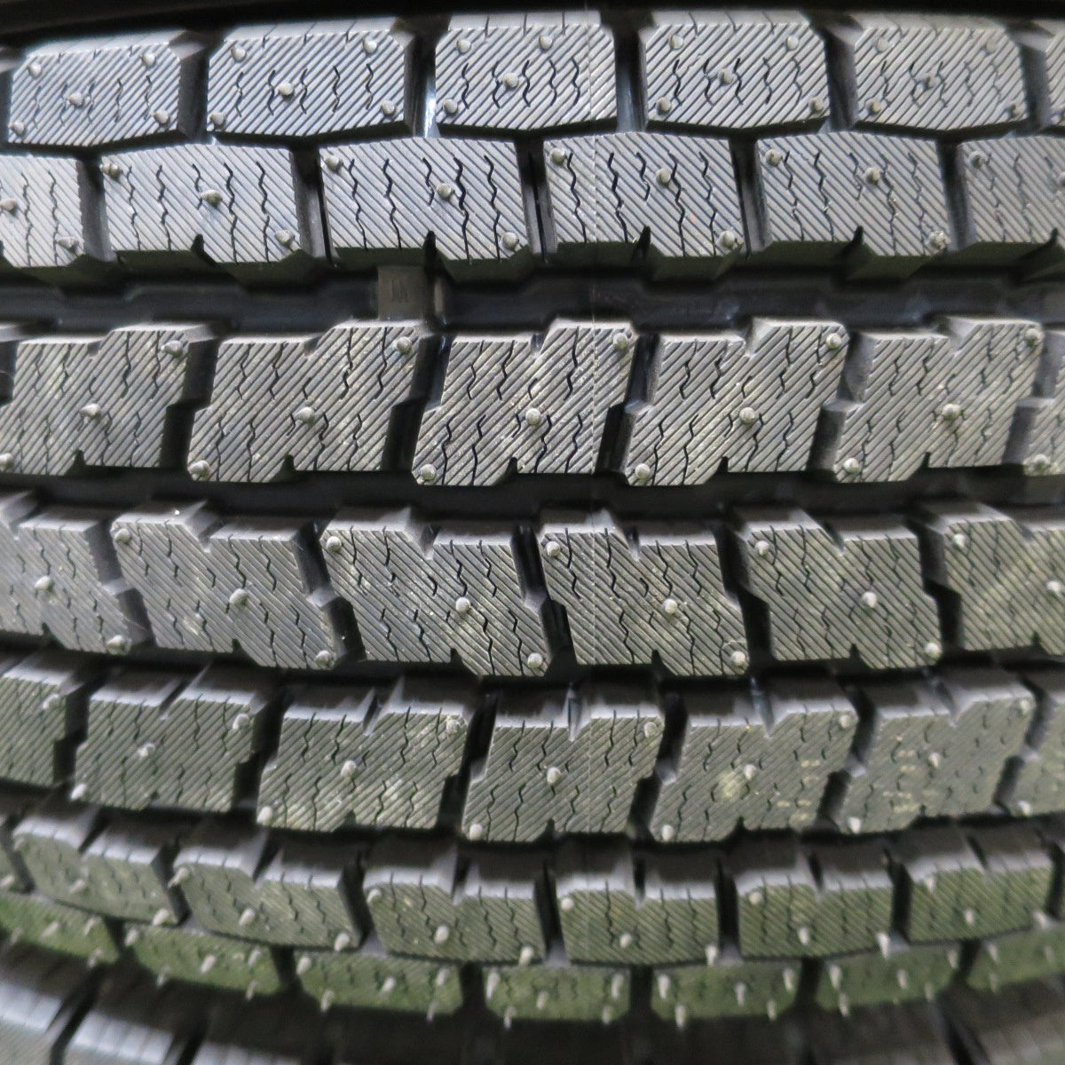 未使用★スタッドレス 195/75R15 109/107L 12PR ヨコハマ アイスガード iG91 スチール ホイール 15インチ PCD139.7/6H★6030901ナス