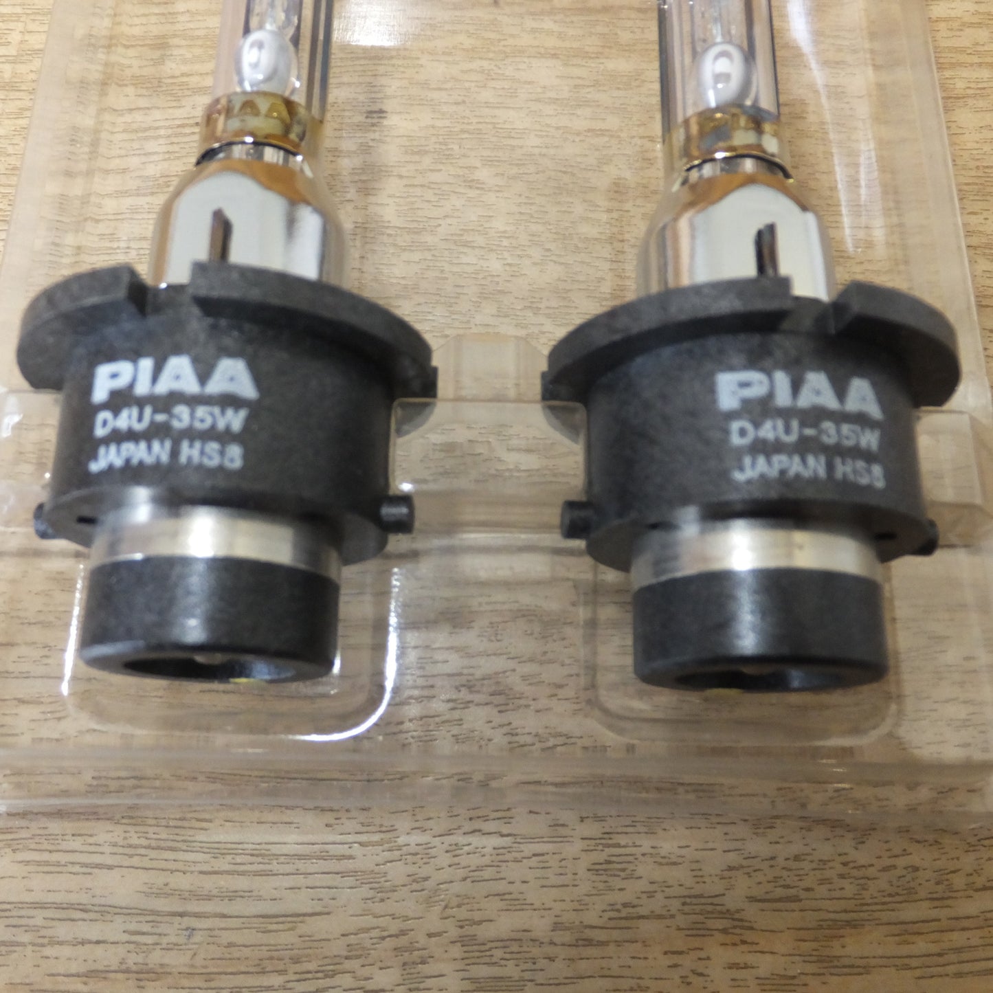 [送料無料] ★PIAA HIDバルブ 6600K HL662 D4 D4U-35W 2400lm 純正HID装着車用★