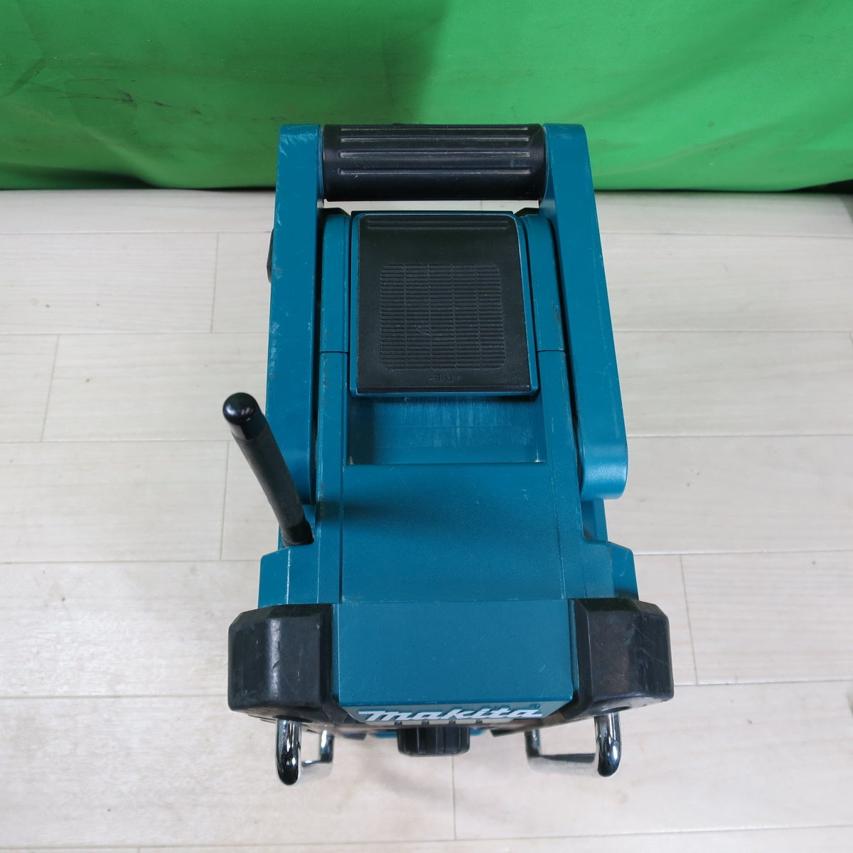 [送料無料] ☆マキタ 充電式 ラジオ MR108 コードレス 現場 キャンプ 工事 Bluetooth 対応 Makita☆