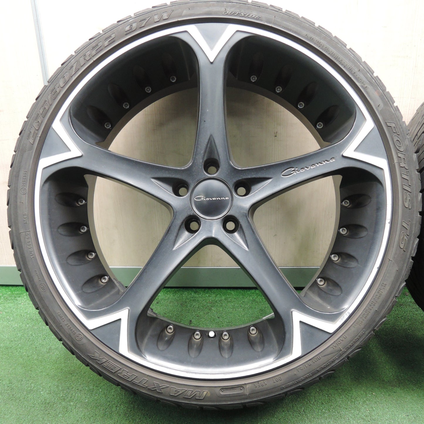 *送料無料* 4本価格★265/30R22 Giovanna ライオンハート LH-EIGHT マックストレック FORTIS T5 ジオバンナ PCD114.3/5H★4030411NJノ