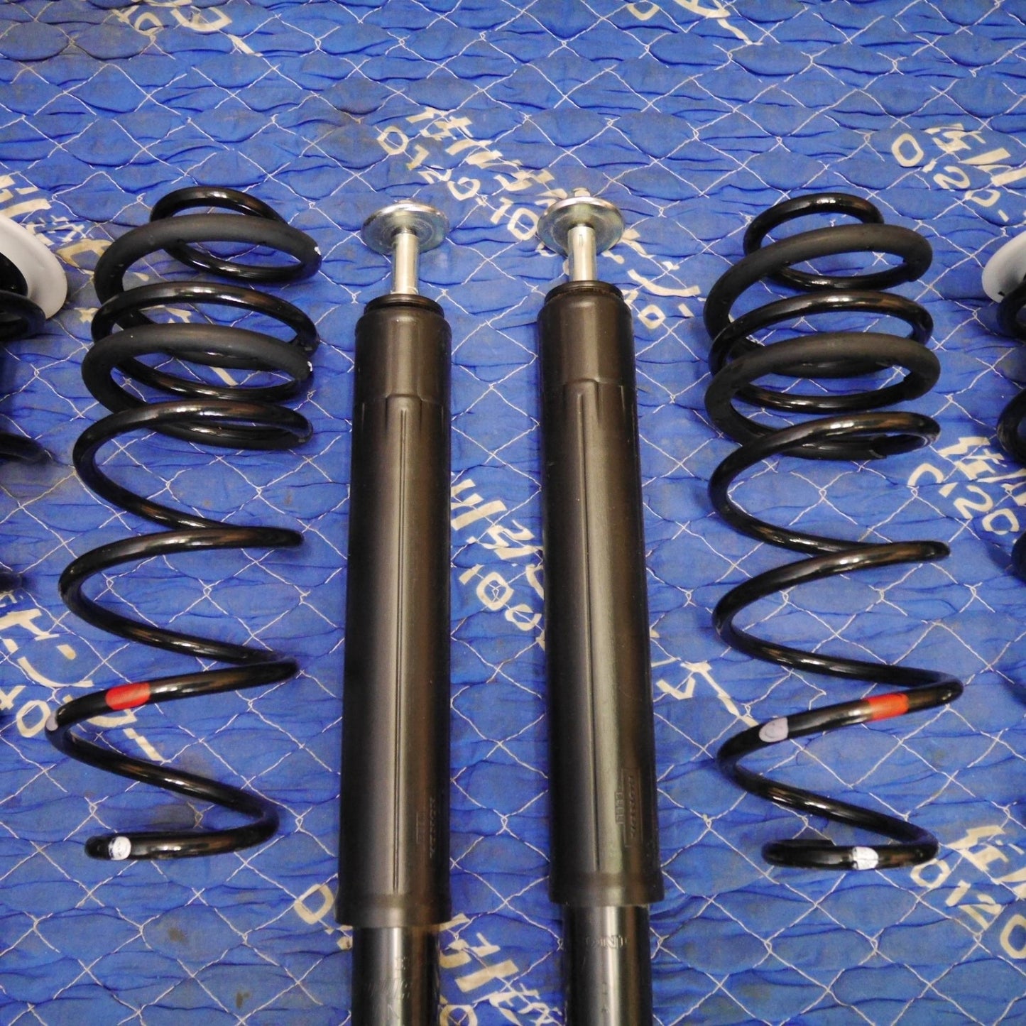 [送料無料] 新車外し！1台分☆ホンダ N-ONE RS 6MT JG3 純正 サスペンション セット 51620-T82-J520-M1 51610-T82-J520-M1 52610-T82-J510-M1 ショック アブソーバー スプリング☆
