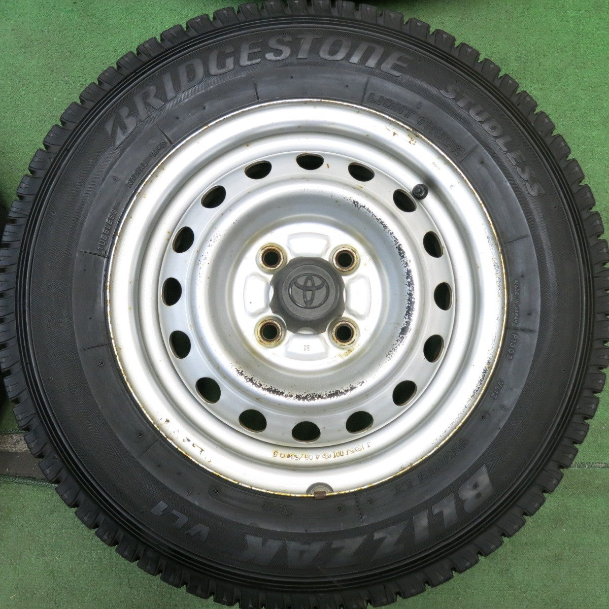 バリ溝！9.5分◎トヨタ プロボックス サクシード 等 純正 スチール 165R13 6PR スタッドレス ブリヂストン ブリザック VL1 13インチ PCD100/4H◎6073009HAス