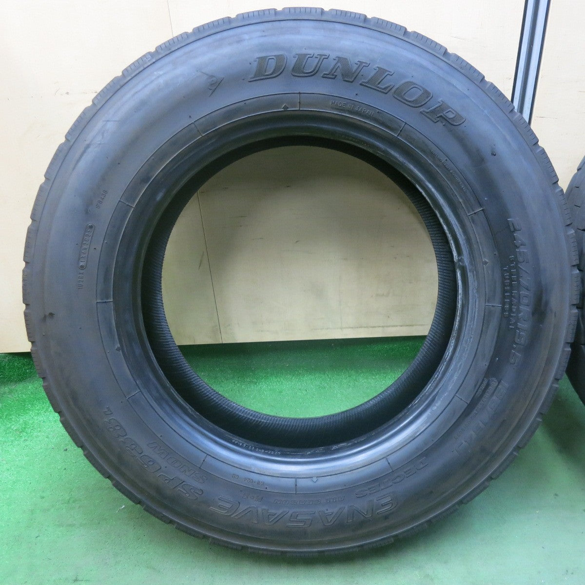 ほぼ未使用！25年★トラック タイヤ 245/70R19.5 136/134J ダンロップ エナセーブ SP638L オールシーズン 19.5インチ★5112504SKスタ