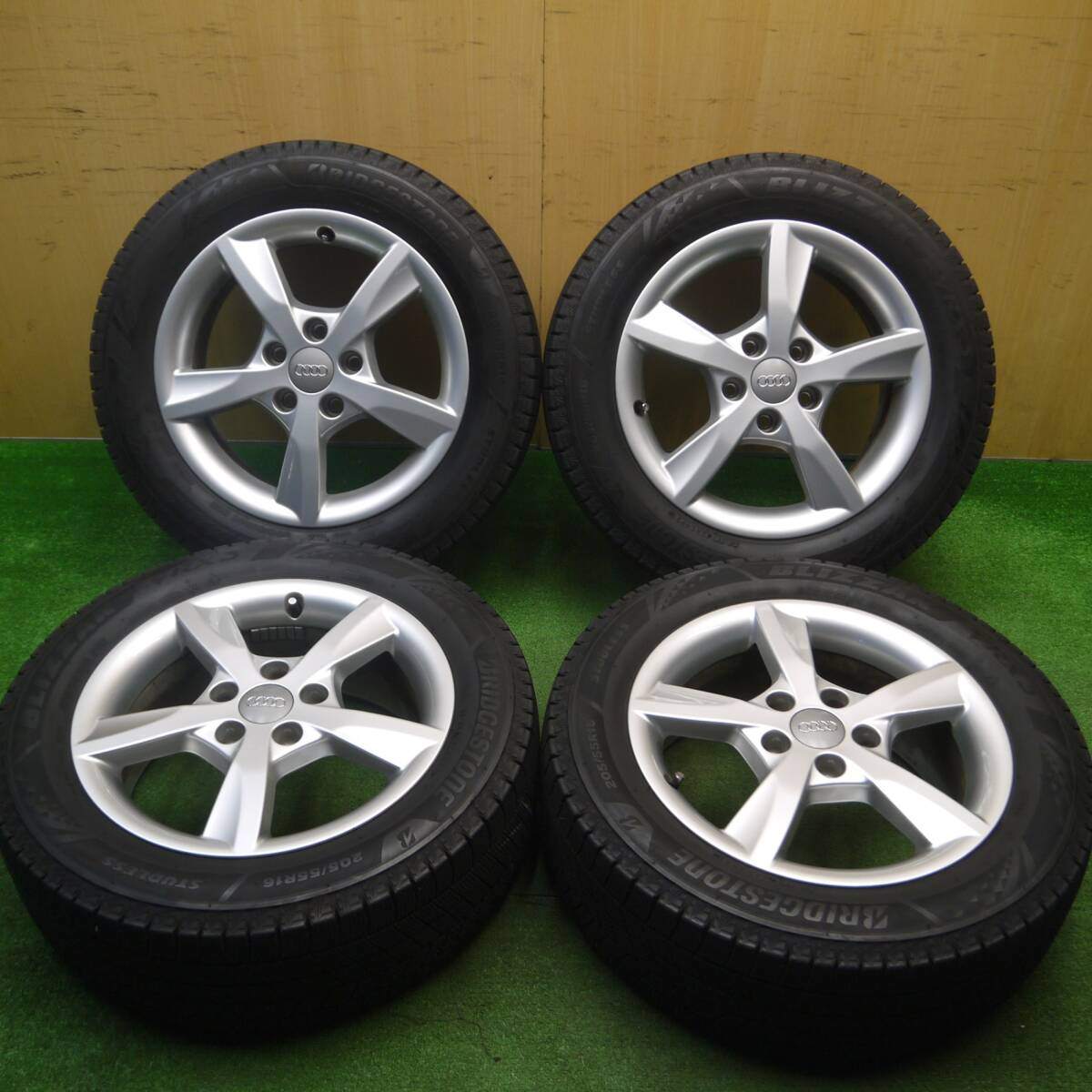 バリ溝！21年！キレイ！9.5分★アウディ A3 8V 純正 205/55R16 スタッドレス ブリヂストン ブリザック VRX3 16インチ PCD112/5H★4122303Hス