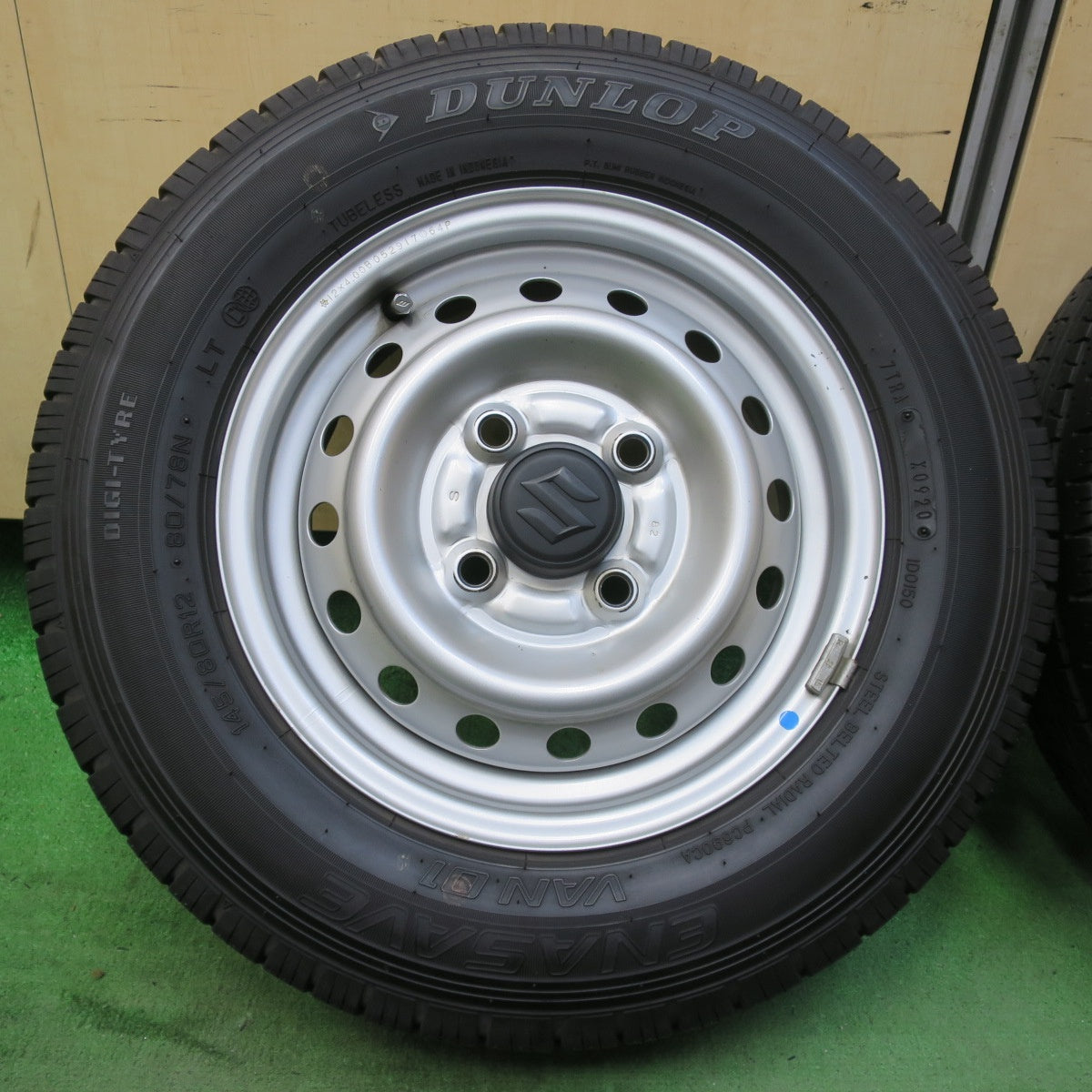 キレイ★スズキ キャリイ エブリイ アルト 等 純正 スチール 145/80R12 80/78N ダンロップ エナセーブ VAN01 12インチ PCD100/4H★5100204イノ