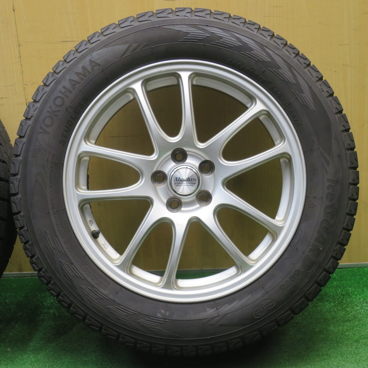 バリ溝！9分★フォレスター 等 225/60R17 スタッドレス ヨコハマ アイスガード G075 Abachro アバクロ マナレイ 17インチ PCD100/5H★5121704NJス