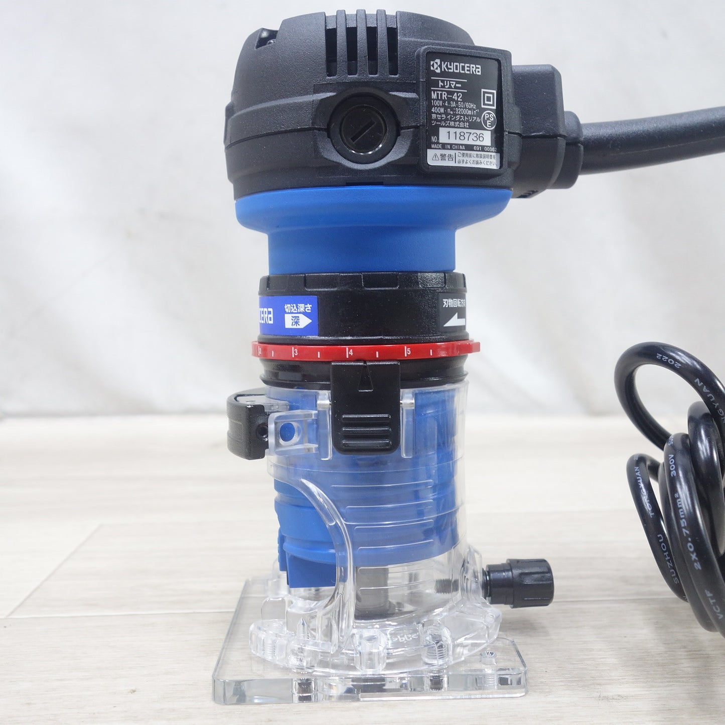 [送料無料] 美品◆KYOCERA 京セラ トリマー MTR-42 電動 工具 木工 面取り 溝加工 コード式◆
