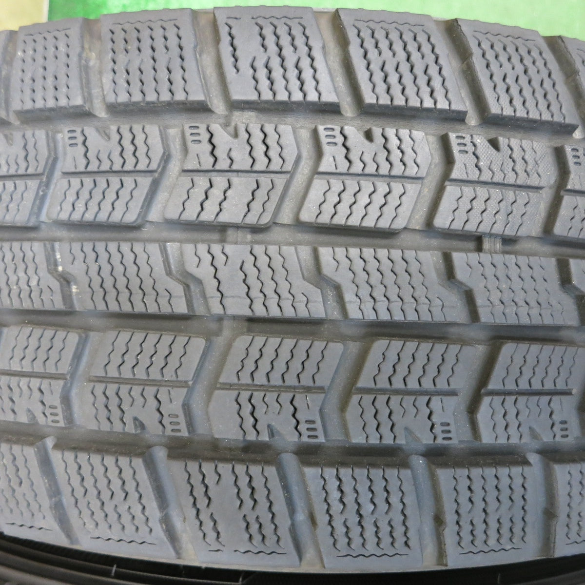 バリ溝！22年！キレイ！9.5分◎スタッドレス 215/65R16 グッドイヤー アイスナビ7 D.O.S. DOS 16インチ PCD114.3/5H◎6092704HAス