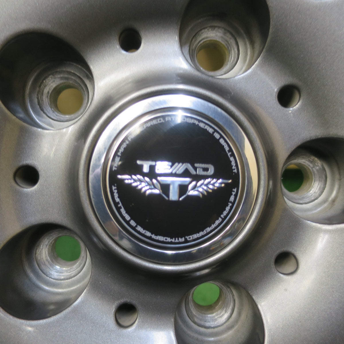 キレイ◎スタッドレス 205/60R16 ヨコハマ アイスガード iG50 プラス TEAD テッド 16インチ PCD114.3/5H◎6061502イス