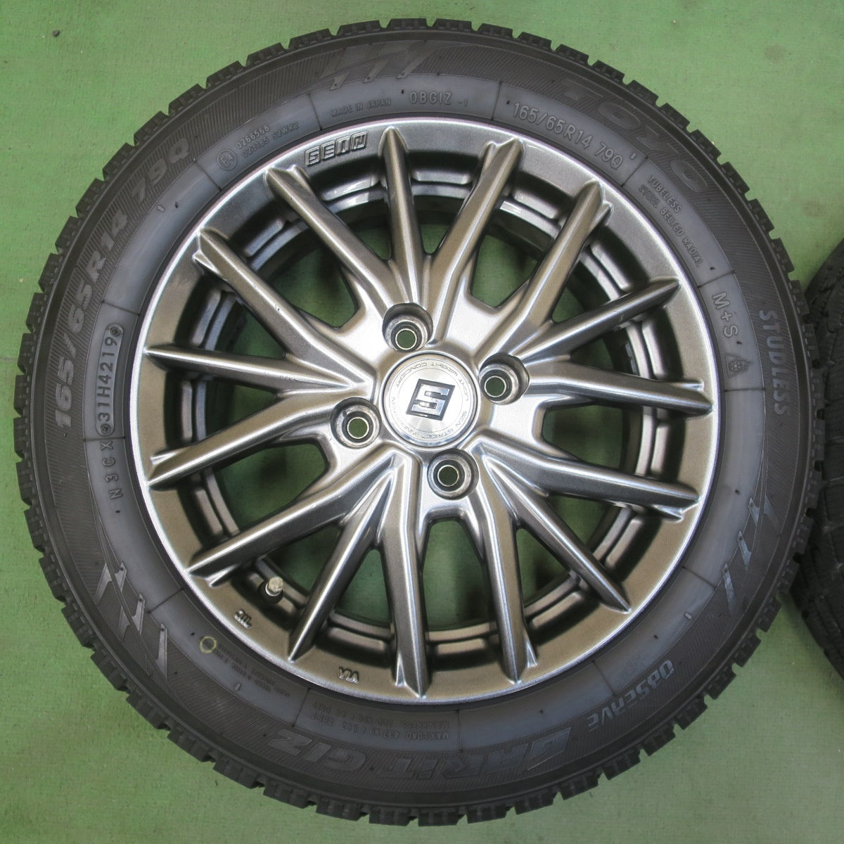 バリ溝！9.5分★スタッドレス 165/65R14 トーヨー オブザーブ ガリット GIZ SEIN SX ザイン 14インチ PCD100/4H★6040705イス
