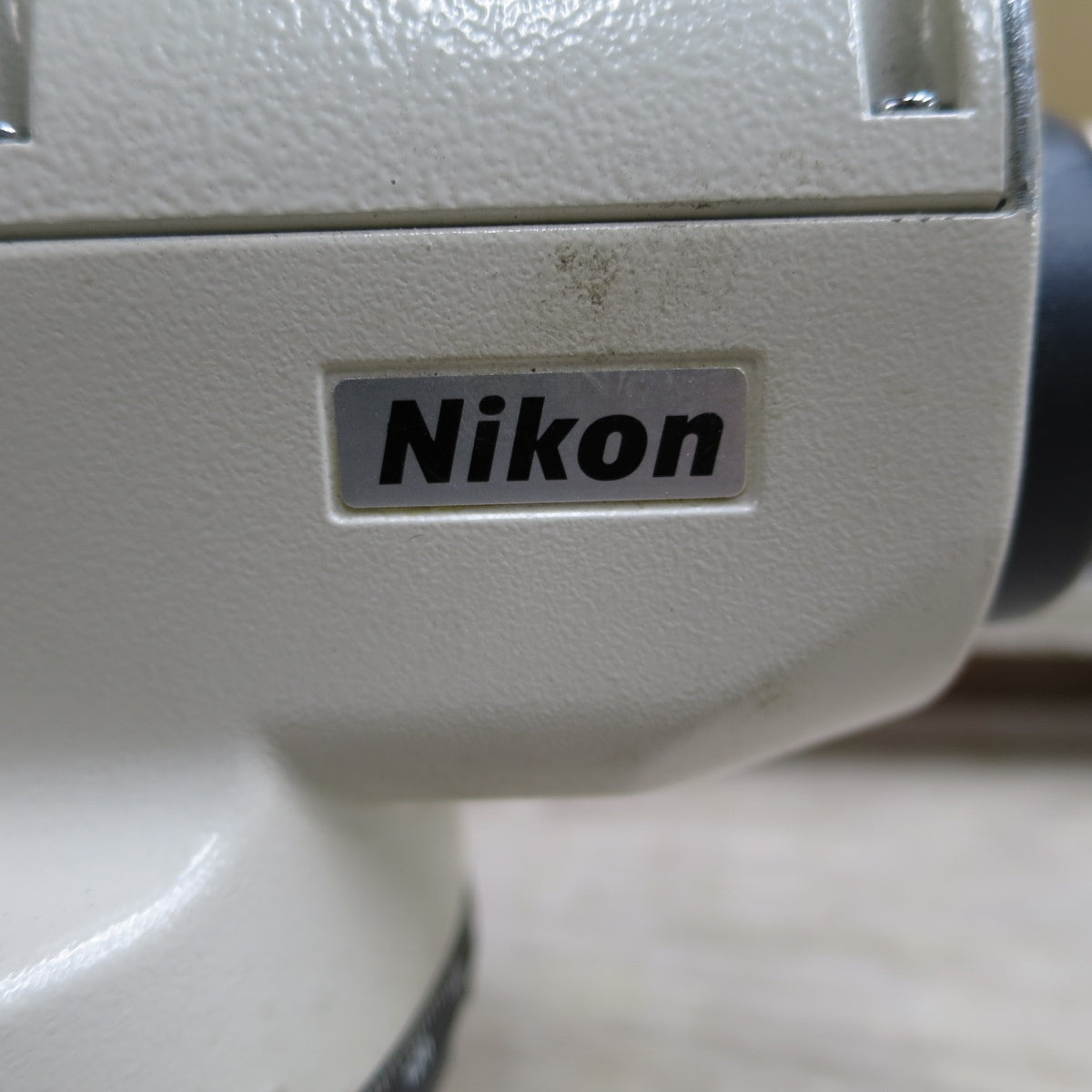 [送料無料] 三脚付き◆Nikon ニコン オートレベル AE-7C 三脚付 自動レベル 測量器 測量機 土木測量◆