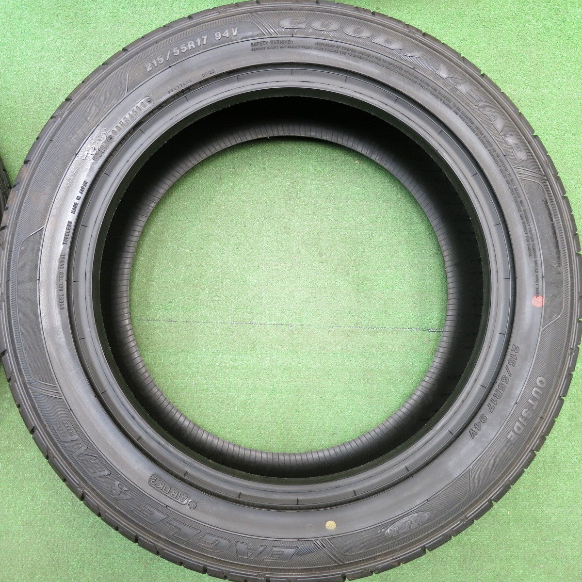 未使用★215/55R17 グッドイヤー イーグル LS EXE タイヤ 17インチ オデッセイ ヴェゼル クラウン 等★6012503HAノタ