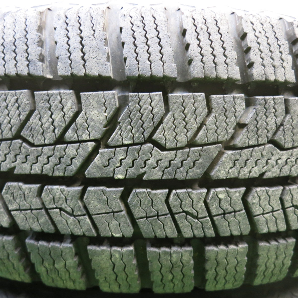 バリ溝！23年！9.5分以上★スタッドレス 155/65R13 トーヨー オブザーブ GIZ2 スチール ホイール 13インチ PCD100 110 114.3/4H マルチ★6022618HAス