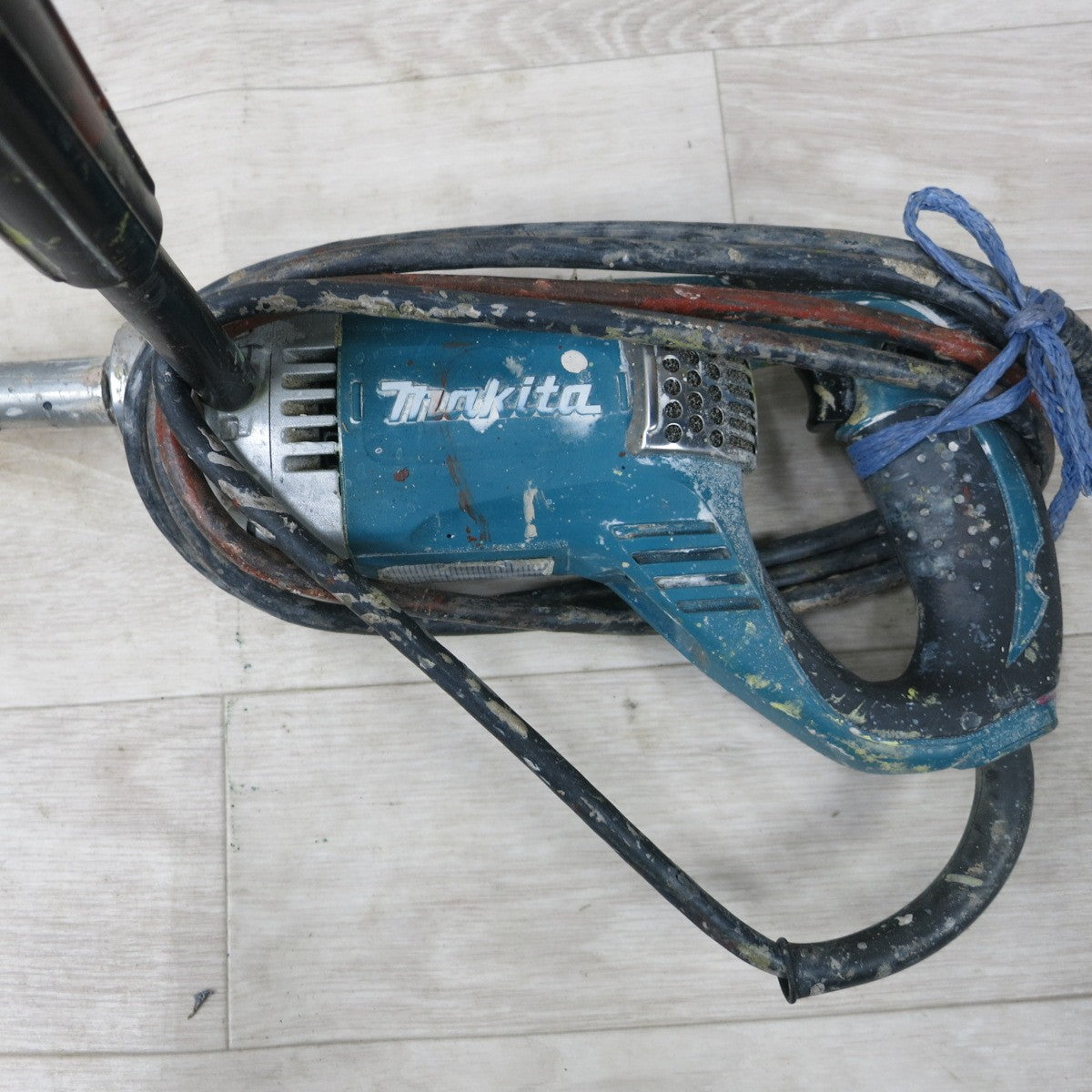 [送料無料] ◆makita マキタ カクハン機 UT1305 撹拌機 電動工具 100V◆