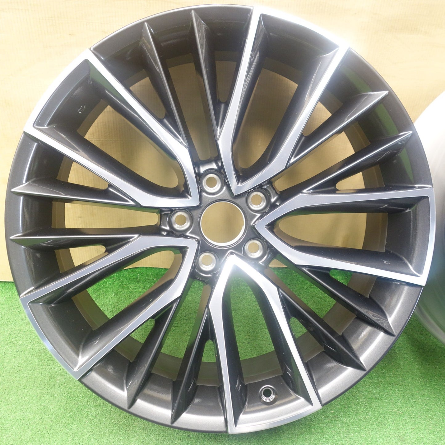 未使用★レクサス NX バージョンL 純正 ホイール 20インチ 20×7.5J PCD114.3/5H★6022702KTホ