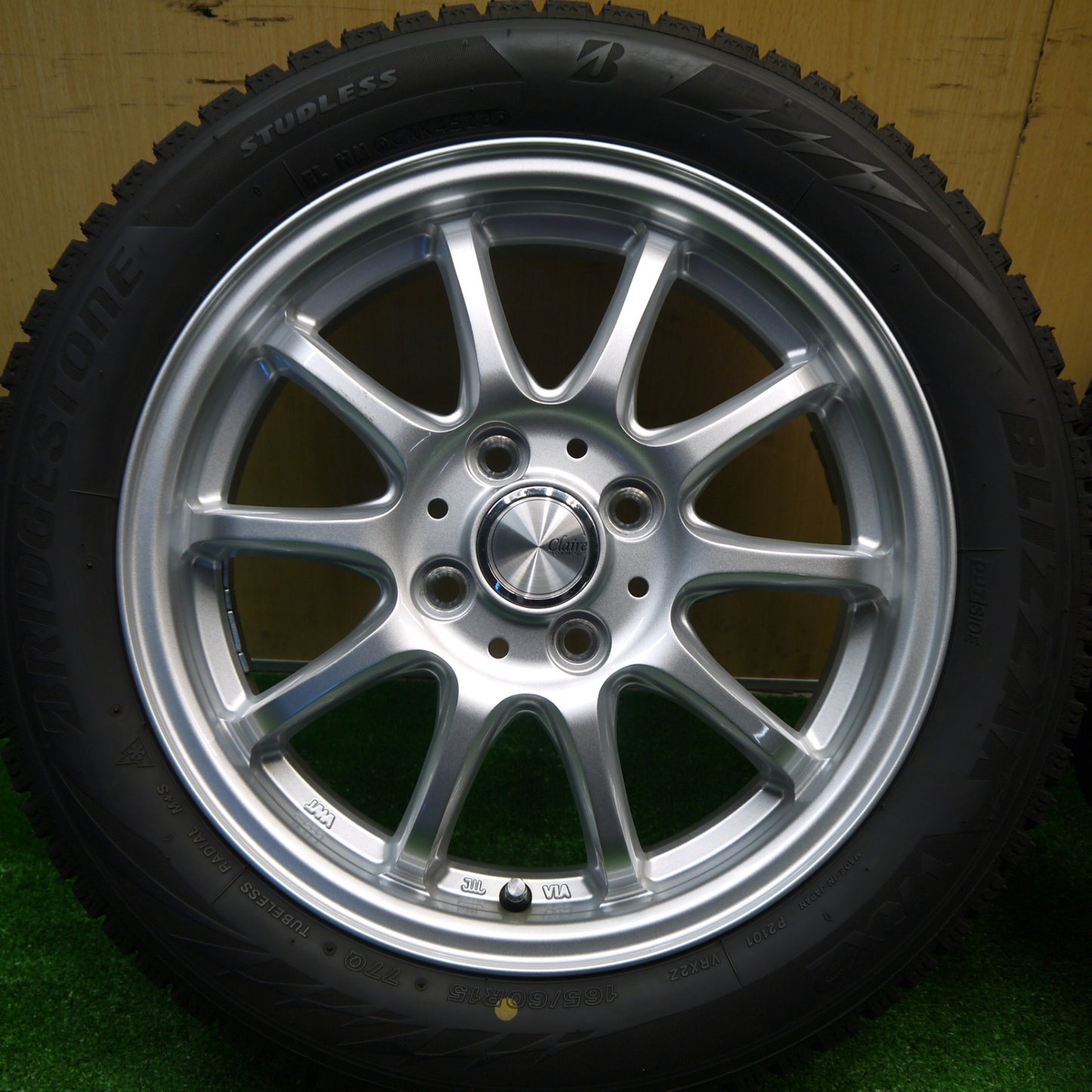 バリ溝！23年！キレイ！ほぼ10分★スタッドレス 165/60R15 ブリヂストン ブリザック VRX2 Claire クレール 15インチ ソリオ ハスラー 等 PCD100/4H★5102806Hス
