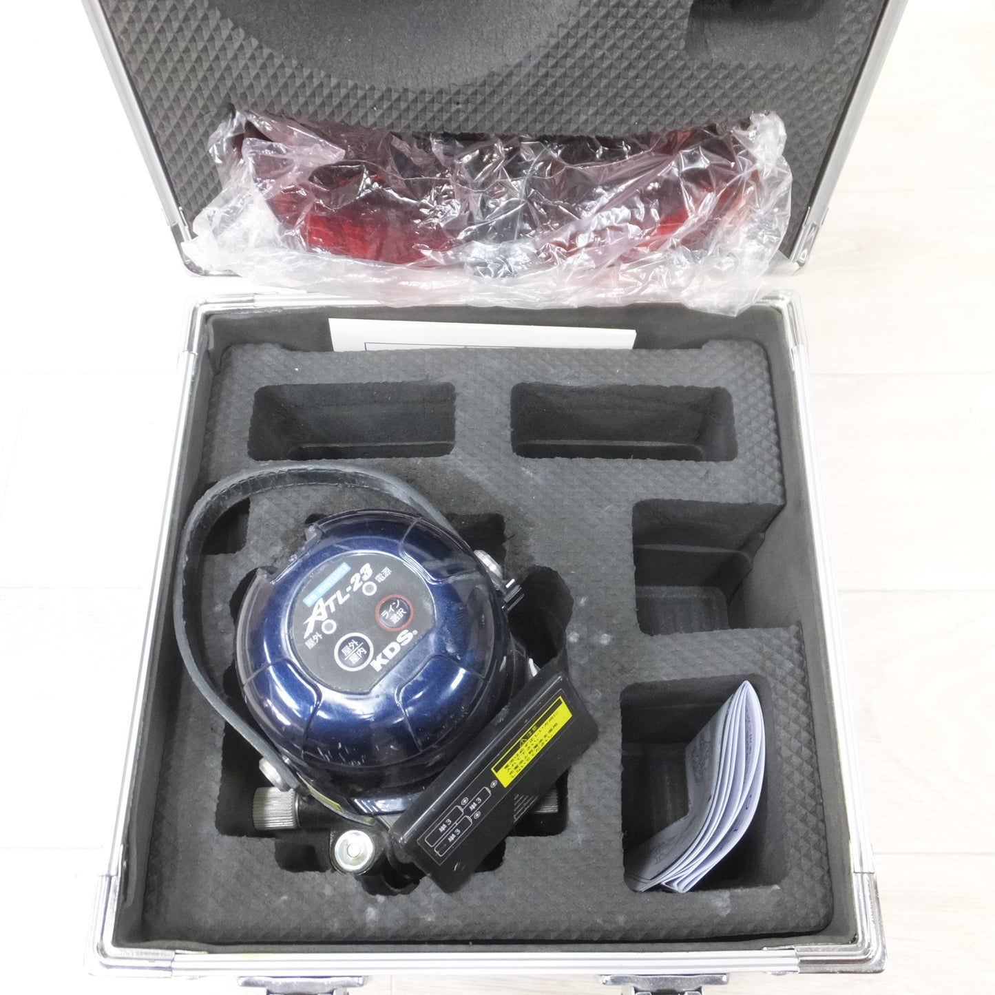 [送料無料] ◆ムラテック KDS レーザー 墨出器 ATL-23 本体のみ ケース付き 墨出し器 オートラインレーザー◆