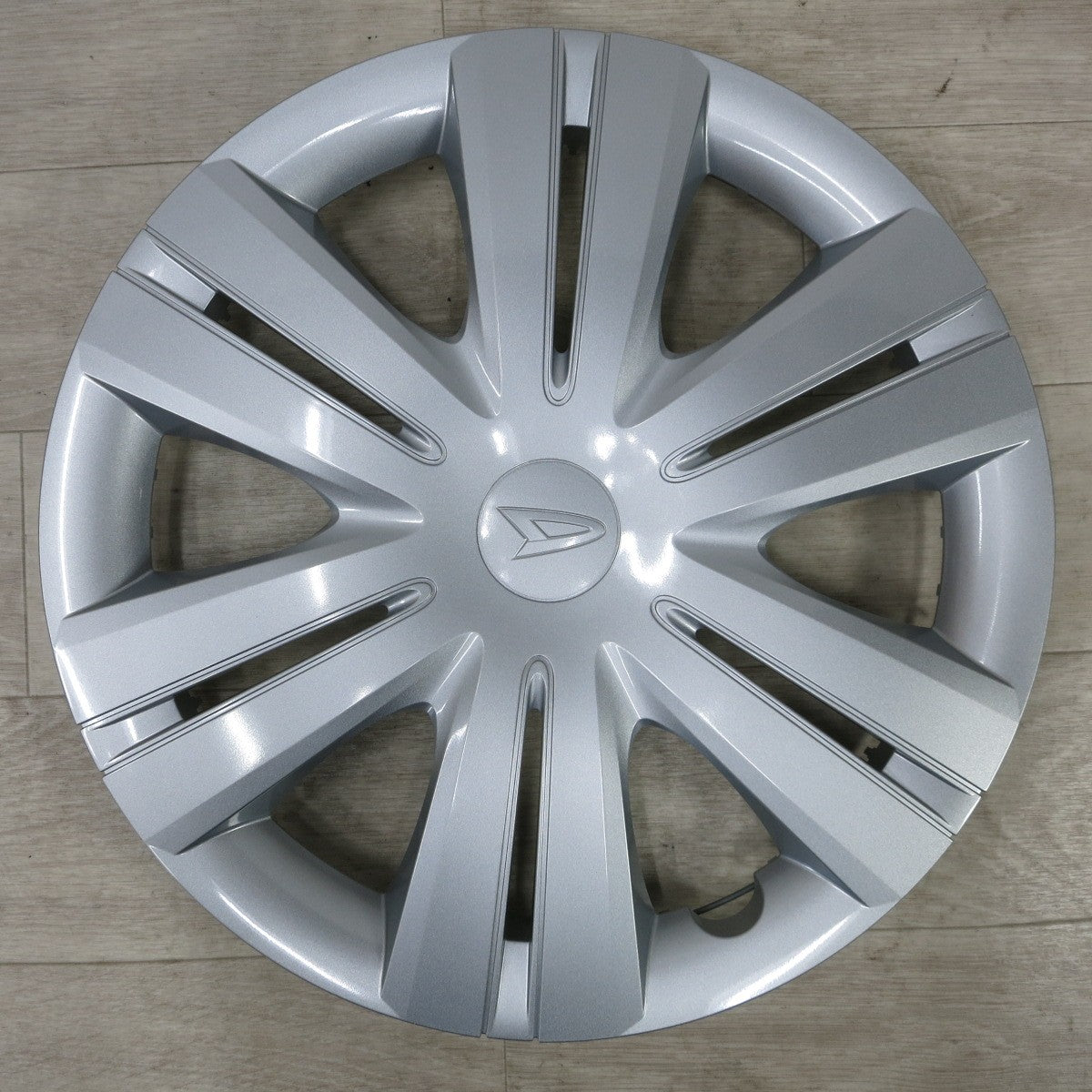 [送料無料] 未使用！4枚価格◆ダイハツ タント LA650S 純正 ホイール キャップ 14インチ 42602-B2510 DAIHATSU◆