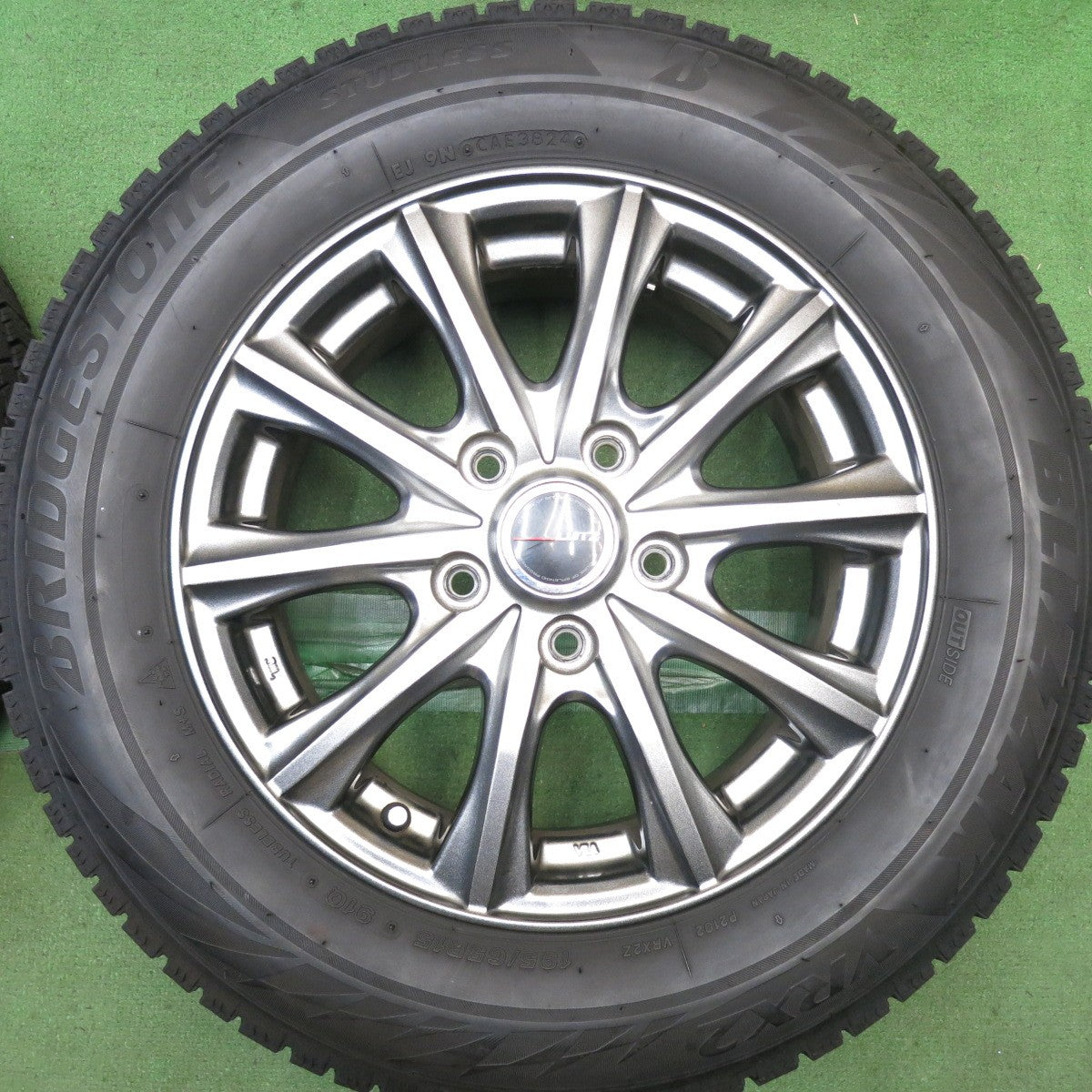 バリ溝！24年！キレイ！9分◎スタッドレス 195/65R15 ブリヂストン ブリザック VRX2 LUTZ 社外 アルミ 15インチ PCD114.3/5H◎6092705HAス