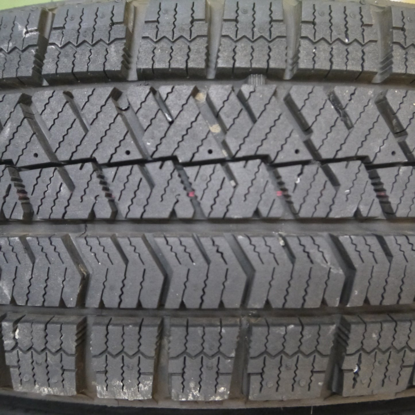 *送料無料* バリ溝！22年！キレイ！9.5分★スタッドレス 155/65R14 ブリヂストン ブリザック VRX2 S-HOLD 14インチ PCD100/4H★4031503Hス