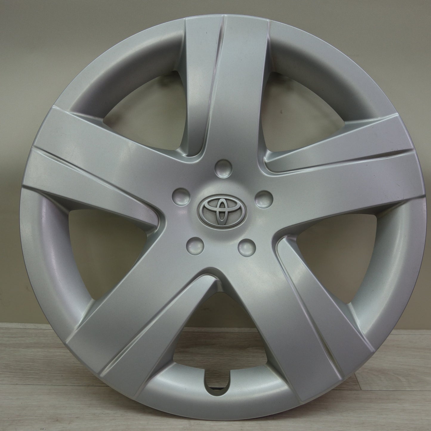 [送料無料] 4枚価格☆トヨタ NCP120 ラクティス 純正 ホイール キャップ カバー 16インチ☆