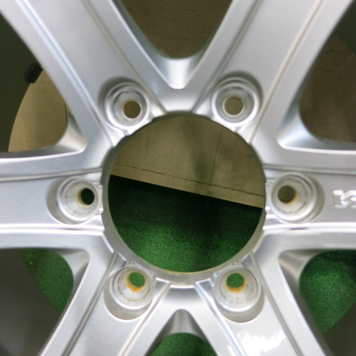 *送料無料* バリ溝！キレイ！9.5分★スタッドレス KEELER 265/65R17 ブリヂストン ブリザック DM-V1 キーラー 17インチ PCD139.7/6H★4061406ナス