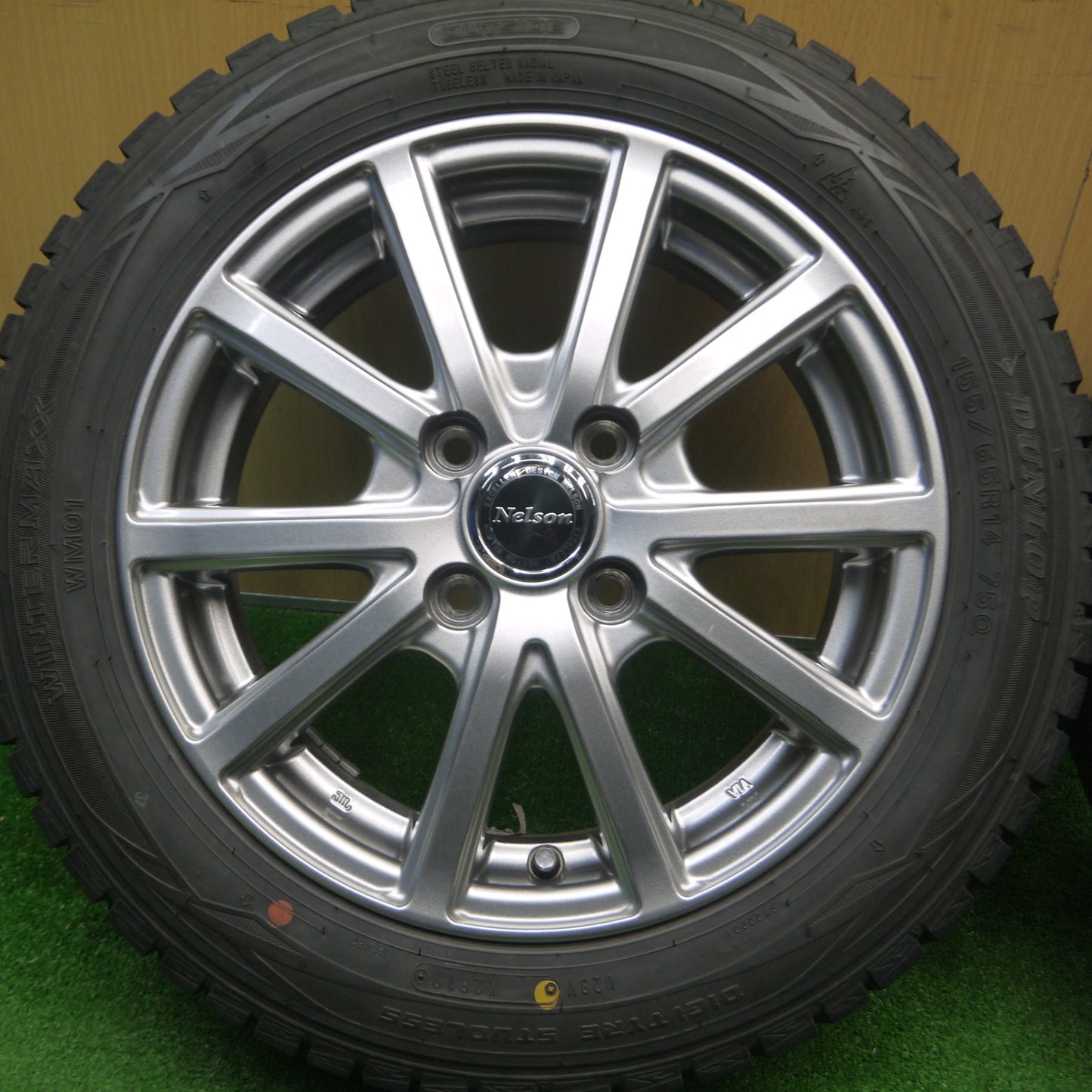 [送料無料] バリ溝！キレイ！9分★スタッドレス 155/65R14 ダンロップ ウインターマックス WM01 Nelson ネルソン 14インチ PCD100/4H★4120906Hス