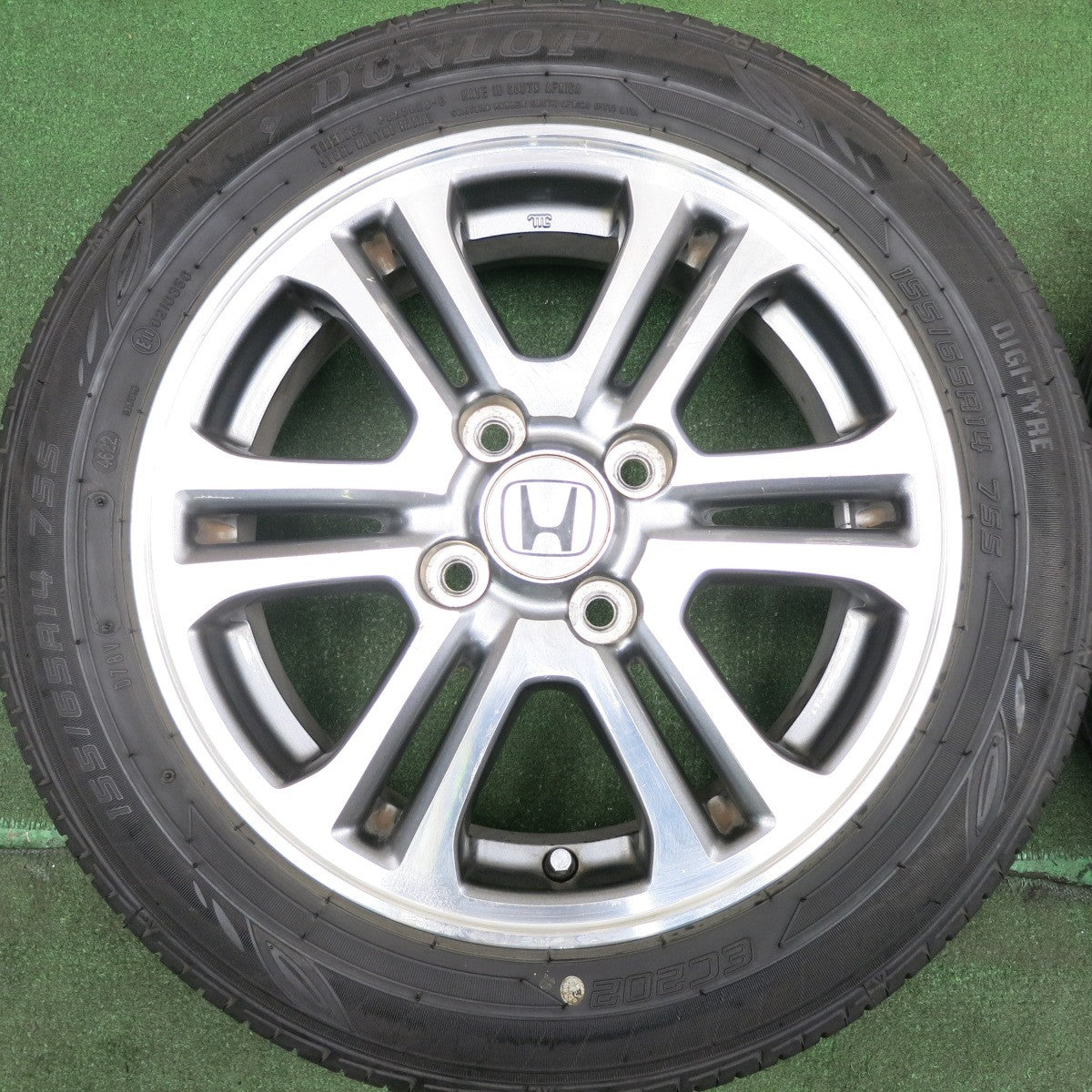 *送料無料* バリ溝！22年！8.5分★ホンダ N-BOX 純正 155/65R14 ダンロップ EC202 14インチ Nボックス PCD100/4H★4051304HAノ