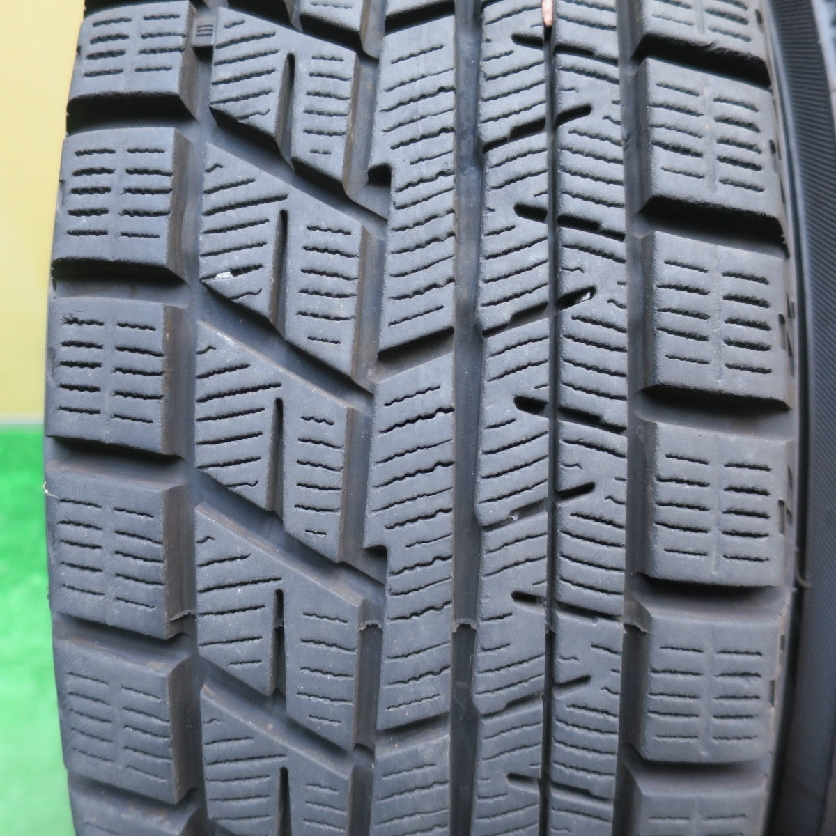 バリ溝！24年！9.5分★スタッドレス 165/65R15 ヨコハマ アイスガード iG60 SCHNEIDER シュナイダー 15インチ タフト ソリオ 等 PCD100/4H★5121814NJス