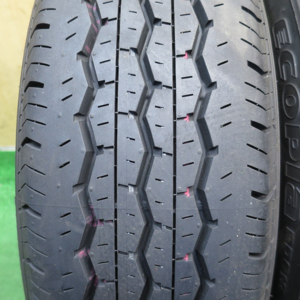 新車外し！26年◎トヨタ ハイエース 純正 スチール 195/80R15 107/105S ブリヂストン エコピア RD613 15インチ PCD139.7/6H◎6091908NJノ