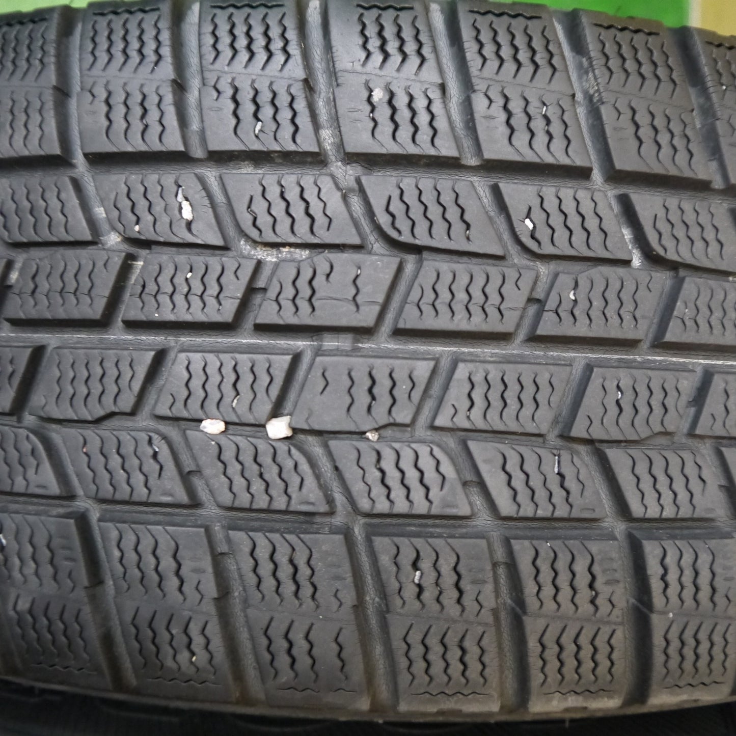 キレイ★スタッドレス 205/65R16 グッドイヤー アイスナビ6 VELVA SPORT ヴェルヴァ スポーツ 16インチ PCD114.3/5H★5112103Hス