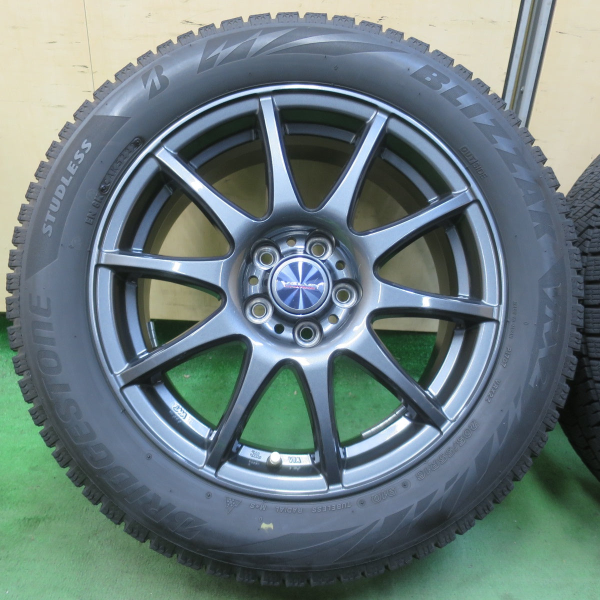 バリ溝！22年！キレイ！9.5分☆インプレッサ 等 205/55R16