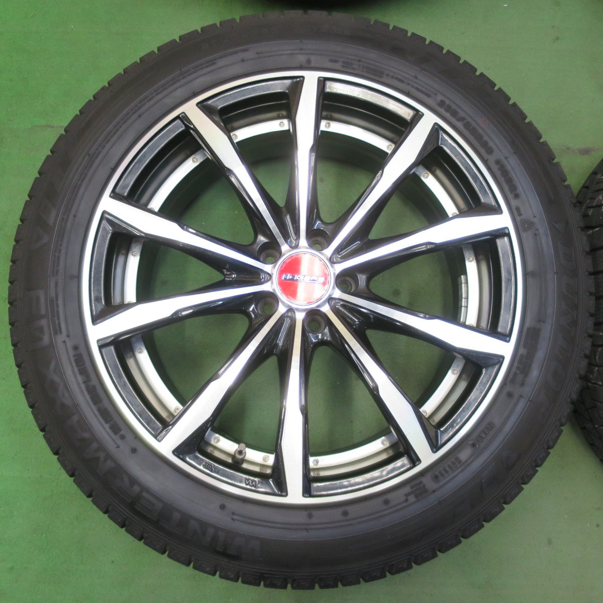 バリ溝！22年！9.5分★Stich LEGZAS FAUVEX 235/55R20 スタッドレス ダンロップ ウインターマックス03 シュティッヒ レグザス フォーベックス PCD114.3/5H★5062702イス