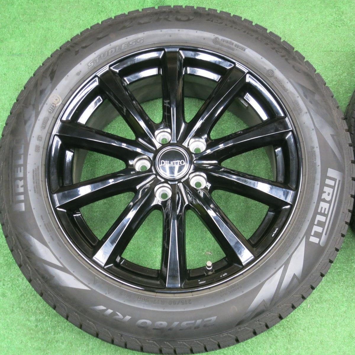 バリ溝！23年！キレイ！9.5分★スタッドレス 215/60R17 ピレリ アイスゼロ アシンメトリコ DILETTO ディレット 17インチ PCD114.3/5H★6020805NKス