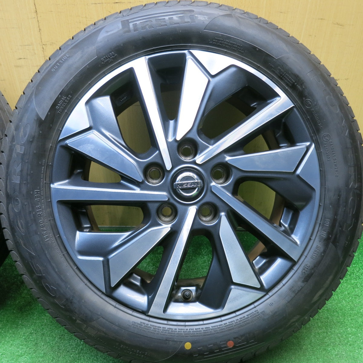 バリ溝！25年！9.5分★日産 C27 セレナ 後期 ハイウェイスター 純正 195/60R16 ピレリ POWERGY パワジー 16インチ PCD114.3/5H★6010504AKノ