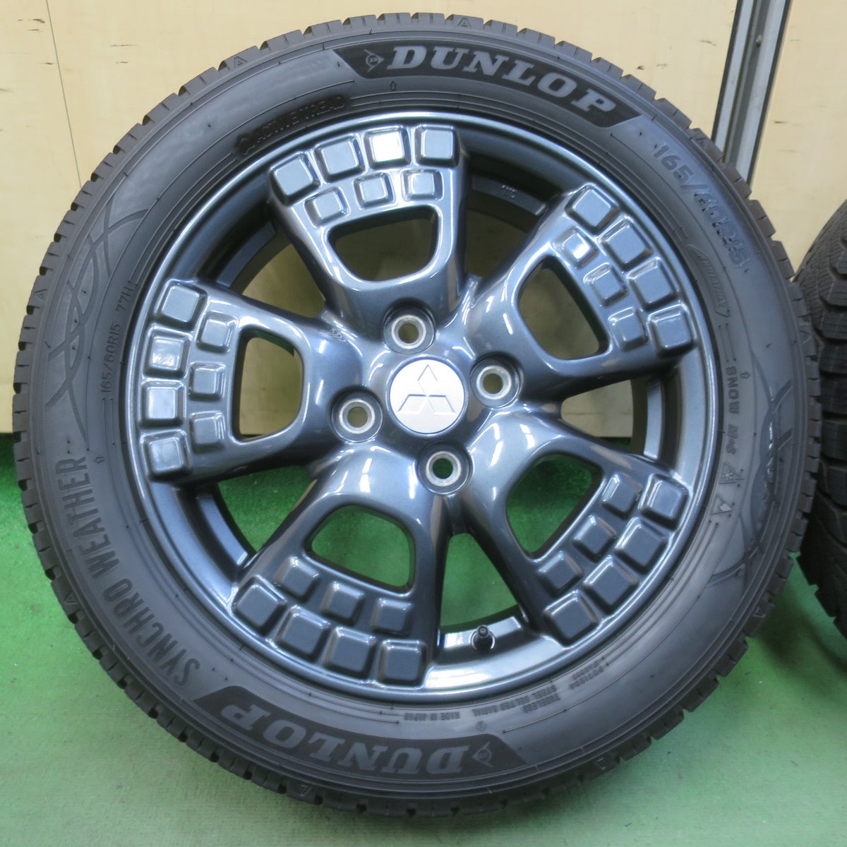 新車外し！25年！ほぼ未使用◎三菱 デリカ ミニ 4WD BA6A 純正 165/60R15 ダンロップ SYNCHRO WEATHER オールシーズン シンクロウェザー 15インチ PCD100/4H◎6062002イス