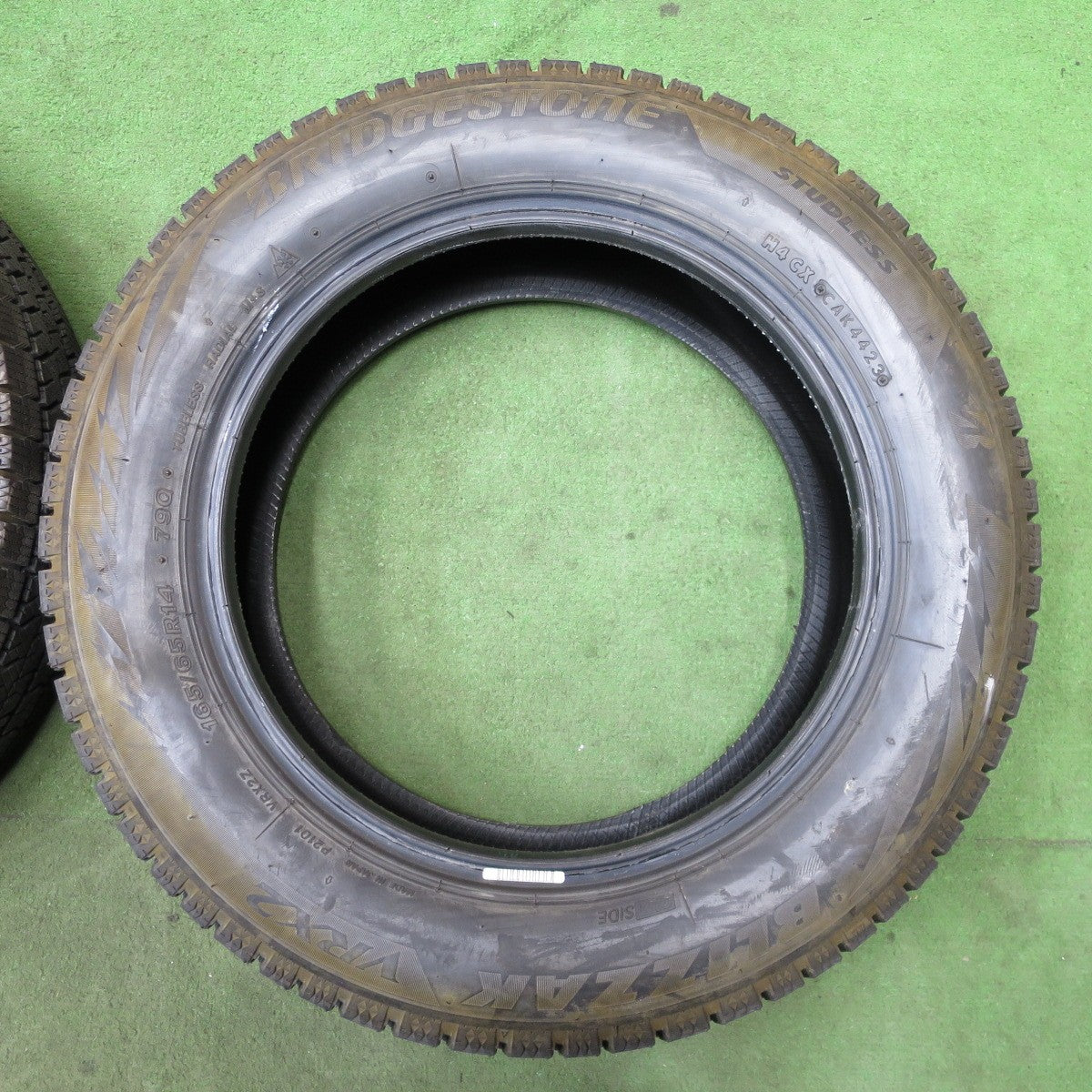 バリ溝！23年！9分★スタッドレス 165/65R14 ブリヂストン ブリザック VRX2 タイヤ 14インチ ソリオ タンク トール 等★6021702NGスタ