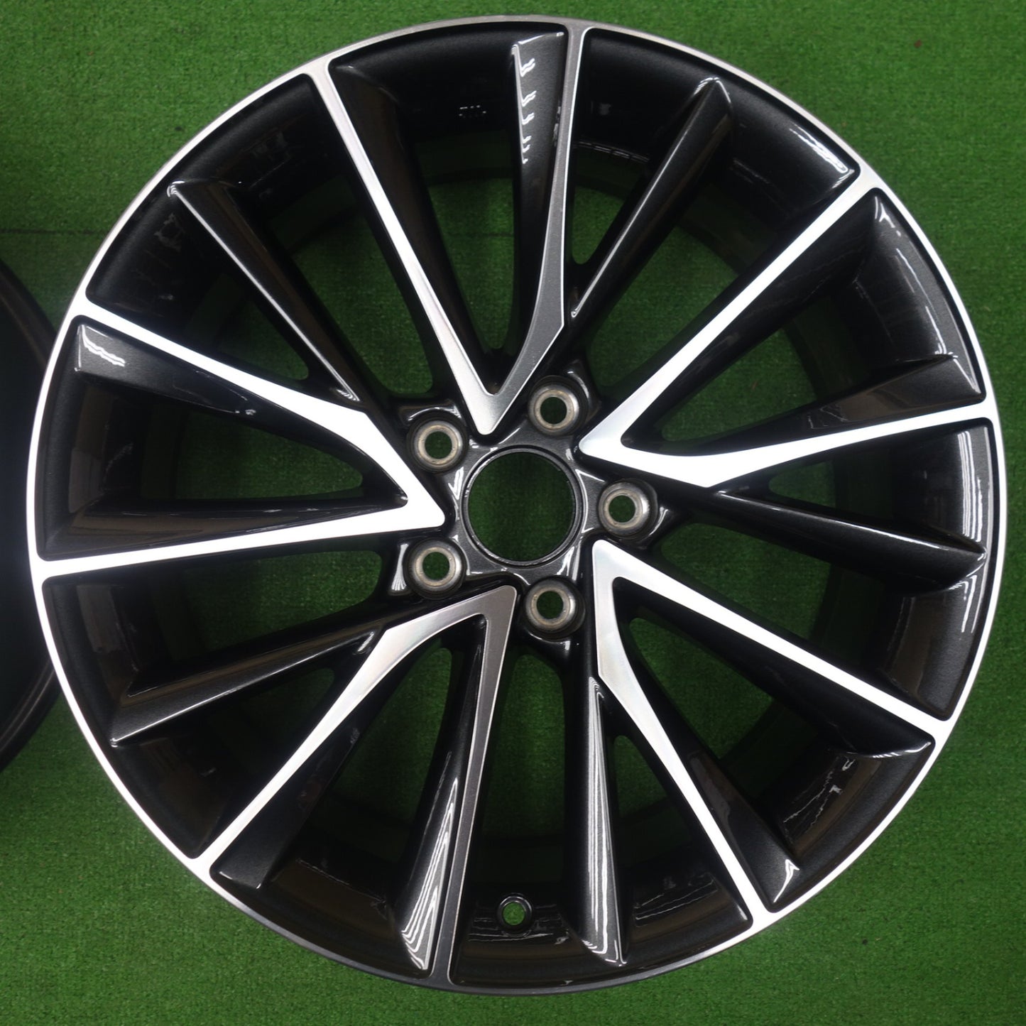 新車外し★レクサス 20系 NX 純正 ホイール 18インチ 18×7.5J PCD114.3/5H★6062901KTホ