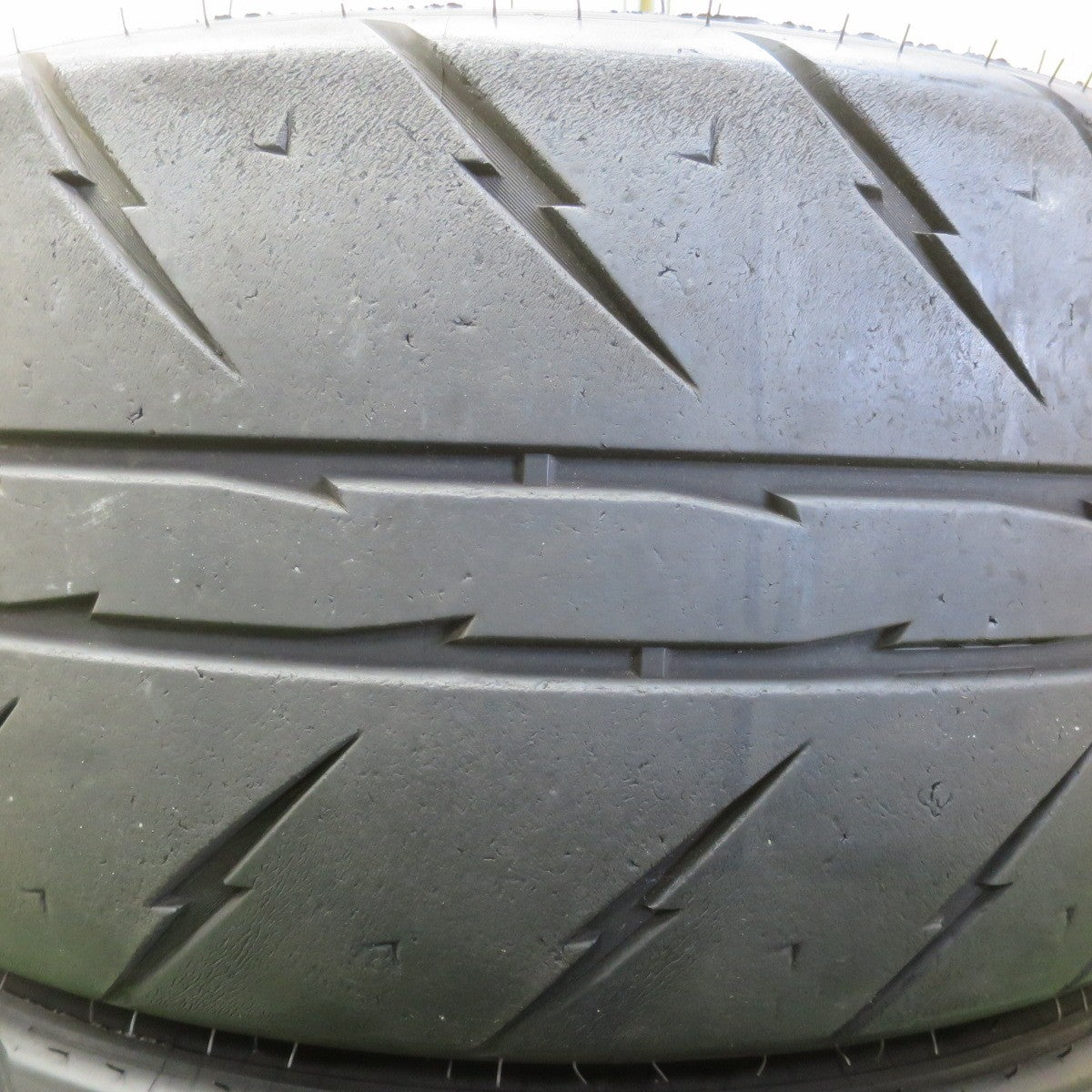2本価格！24年◎255/40R18 シバ タイヤ REVIMAX R23 RYDANZ シバタ 18インチ ベンツ CLS SL クラス 等◎6082811イノタ