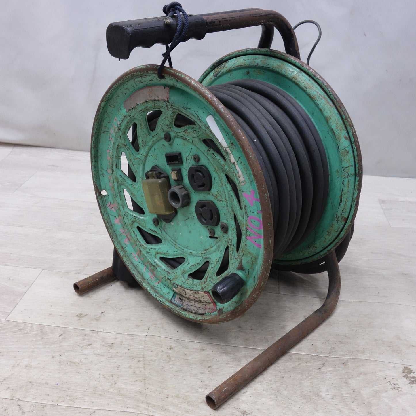 [送料無料] ◆日動 びっくリール 30m RND-EK30SL コードリール 電工 ドラム 屋内型 温度センサー付 ブレーカー付 ロック 引掛 式 緑 グリーン 100V②◆