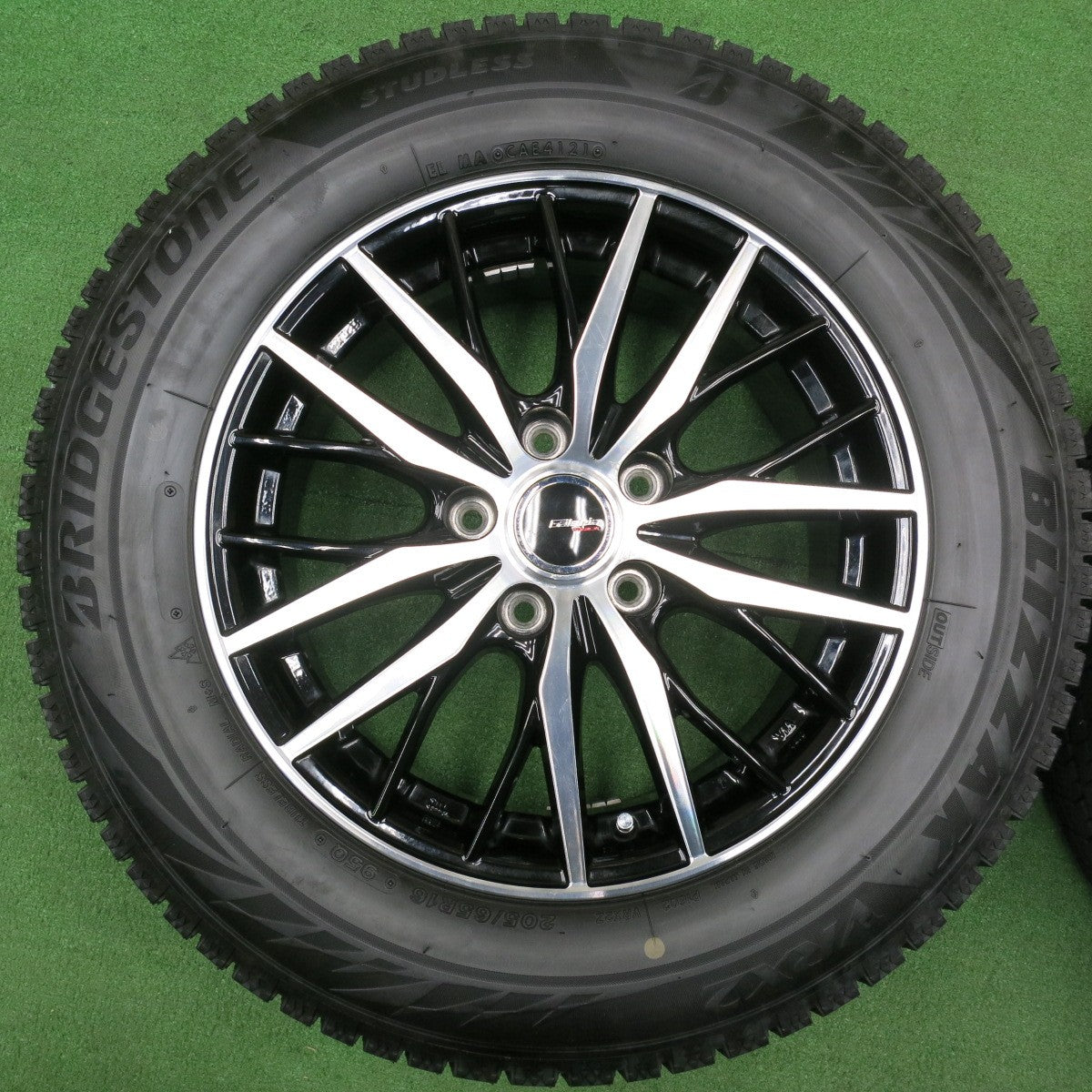 [送料無料] バリ溝！21年！9.5分★スタッドレス 205/65R16 ブリヂストン ブリザック VRX2 Galeria GM01 ガレリア 16インチ PCD114.3/5H★5011902NJス