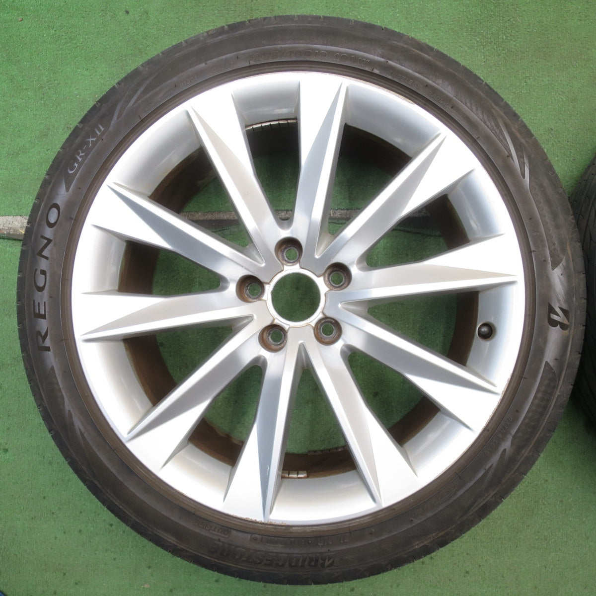 バリ溝！8.5分◎アウディ A7 純正 255/40R19 ブリヂストン レグノ GR-X2 19インチ PCD112/5H◎6072901NJノ